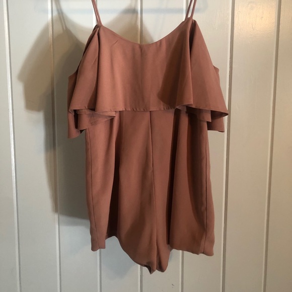 Peach Romper - Picture 2 of 7